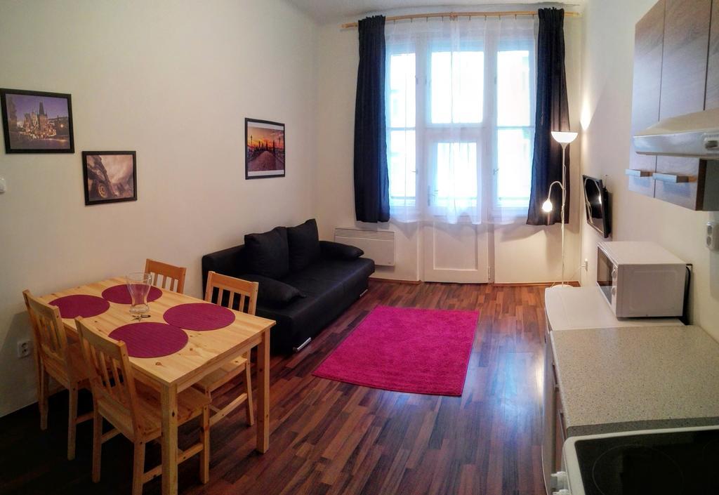 Jezerka Apartments Prague Ngoại thất bức ảnh