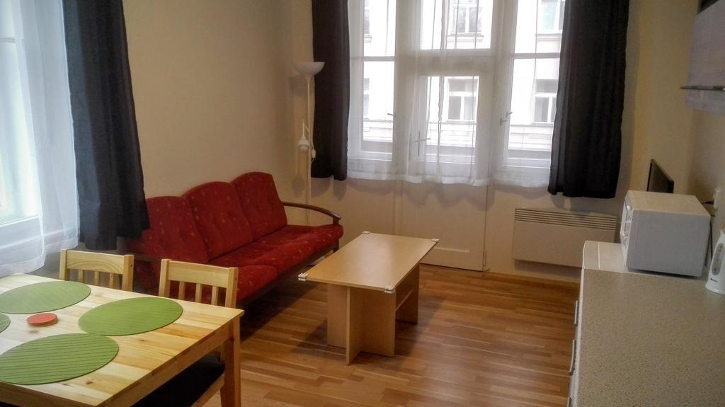 Jezerka Apartments Prague Ngoại thất bức ảnh