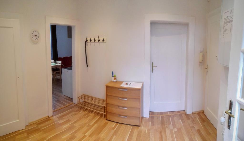 Jezerka Apartments Prague Ngoại thất bức ảnh