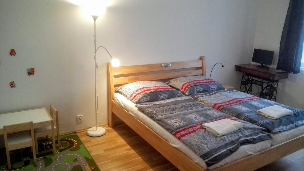 Jezerka Apartments Prague Ngoại thất bức ảnh