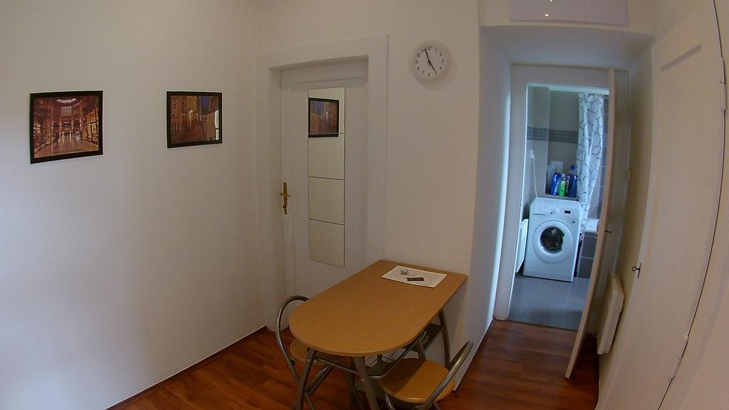 Jezerka Apartments Prague Ngoại thất bức ảnh