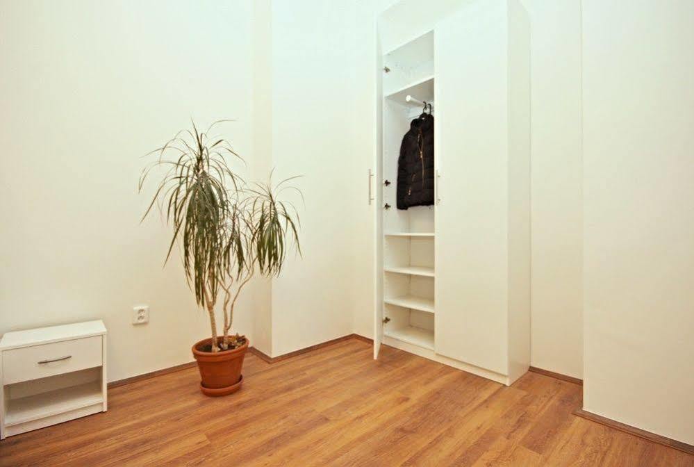 Jezerka Apartments Prague Ngoại thất bức ảnh